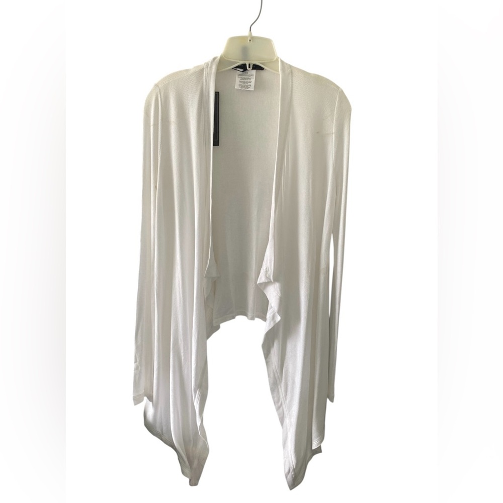 ⭐️ $5 BCBGMaxAzria White Open Front Cardigan
